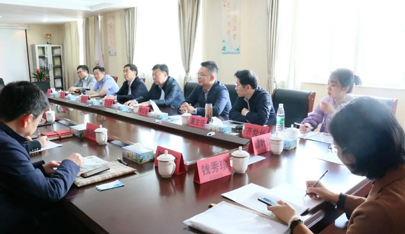 無(wú)錫市政協(xié)丁主席率隊(duì)來訪求精開展調(diào)研優(yōu)化營(yíng)商環(huán)境工作